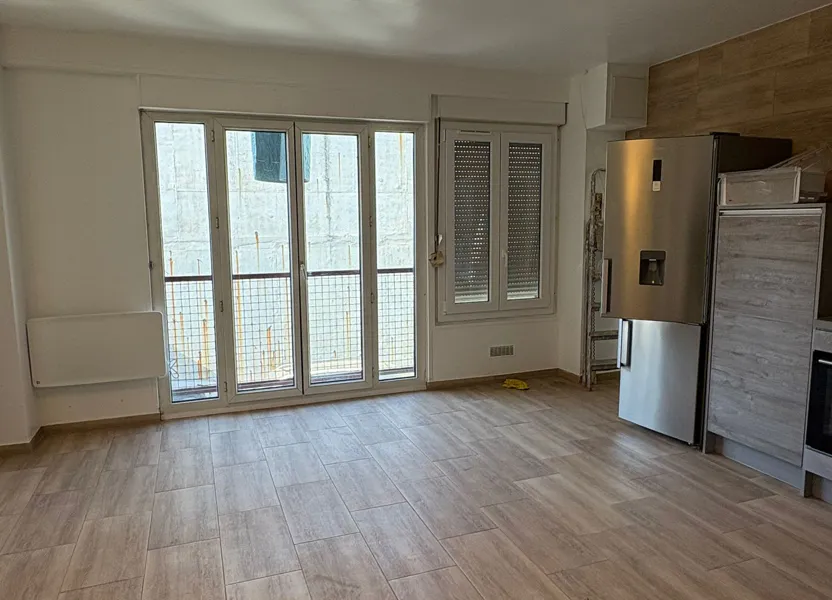 Appartement Rue Lacazette à La Courneuve