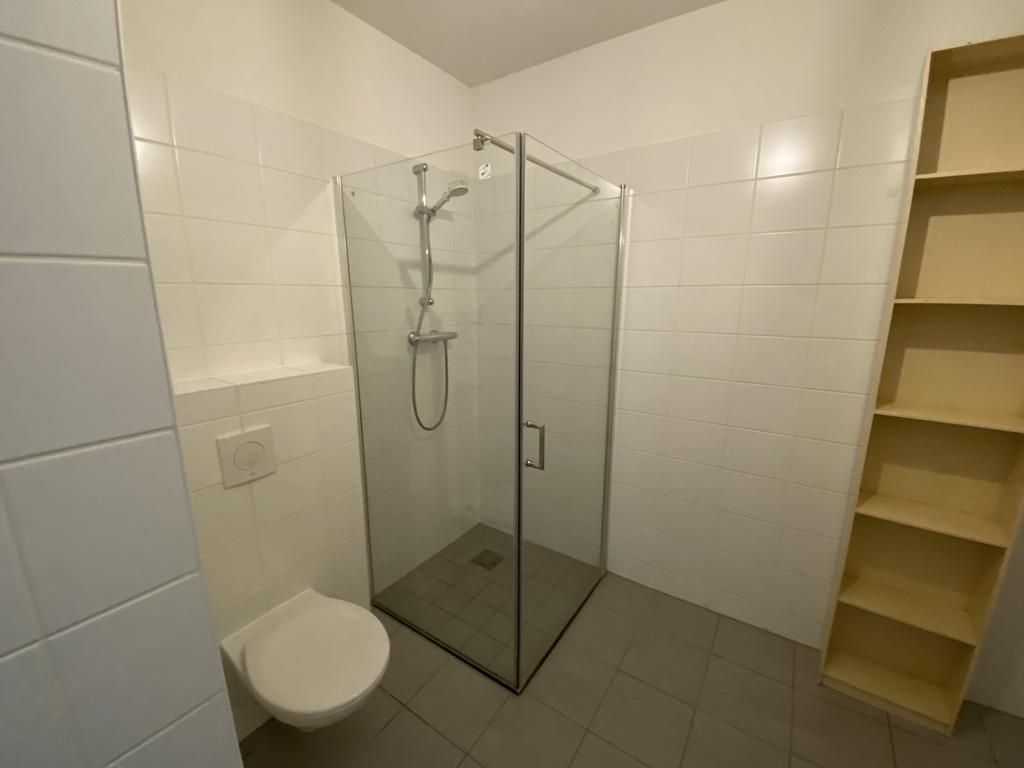 Appartement te huur: Mathenesserdijk 387, Rotterdam