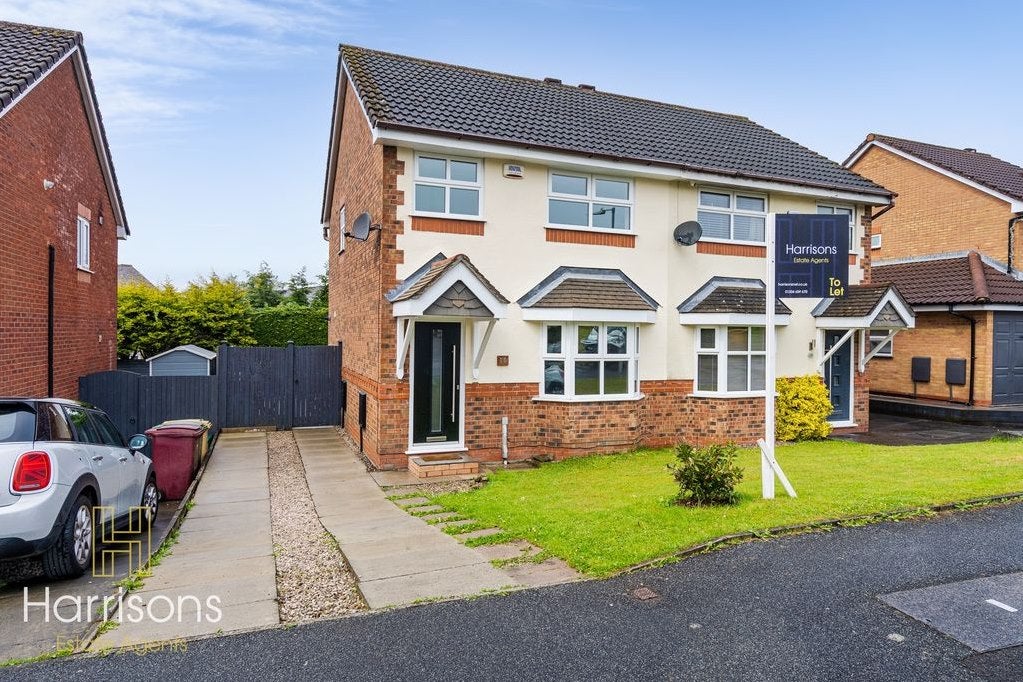House Thorsby Close in Bolton