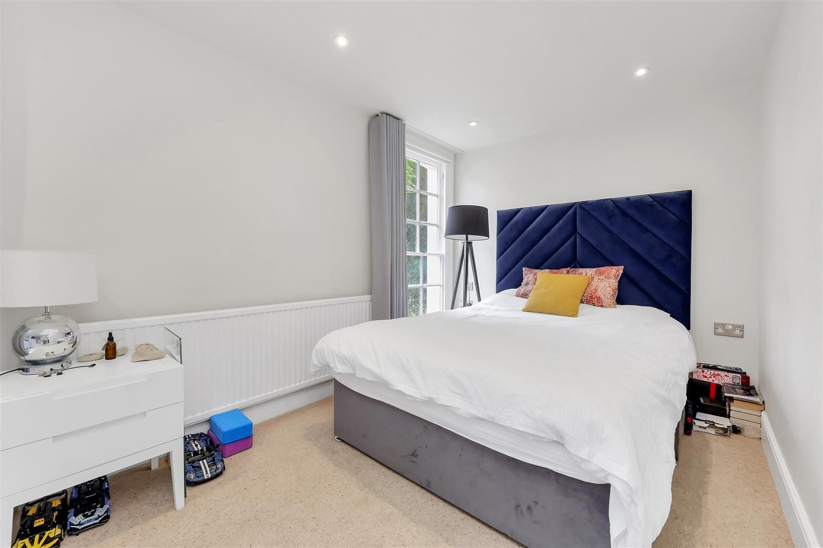 House Kynance Mews in Greater London