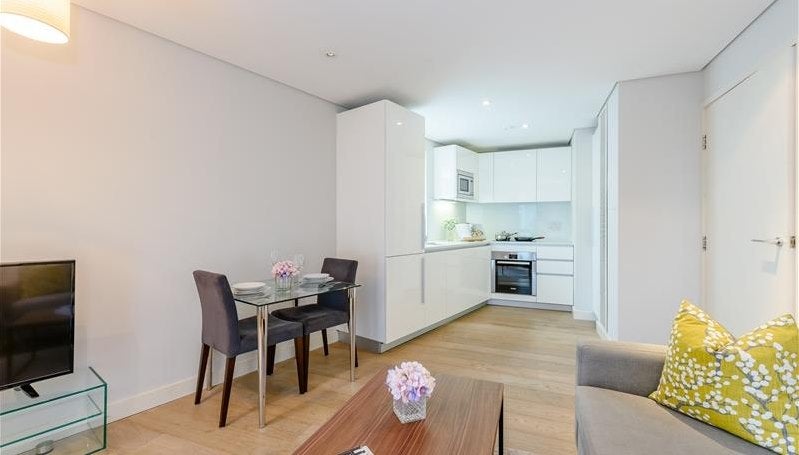 Flat Merchant Square in City of Westminster