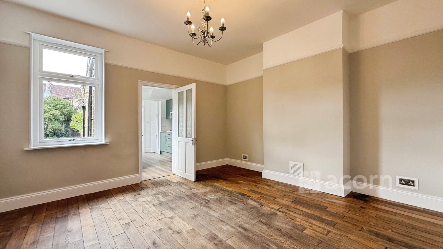 House Heron Hill in Greater London