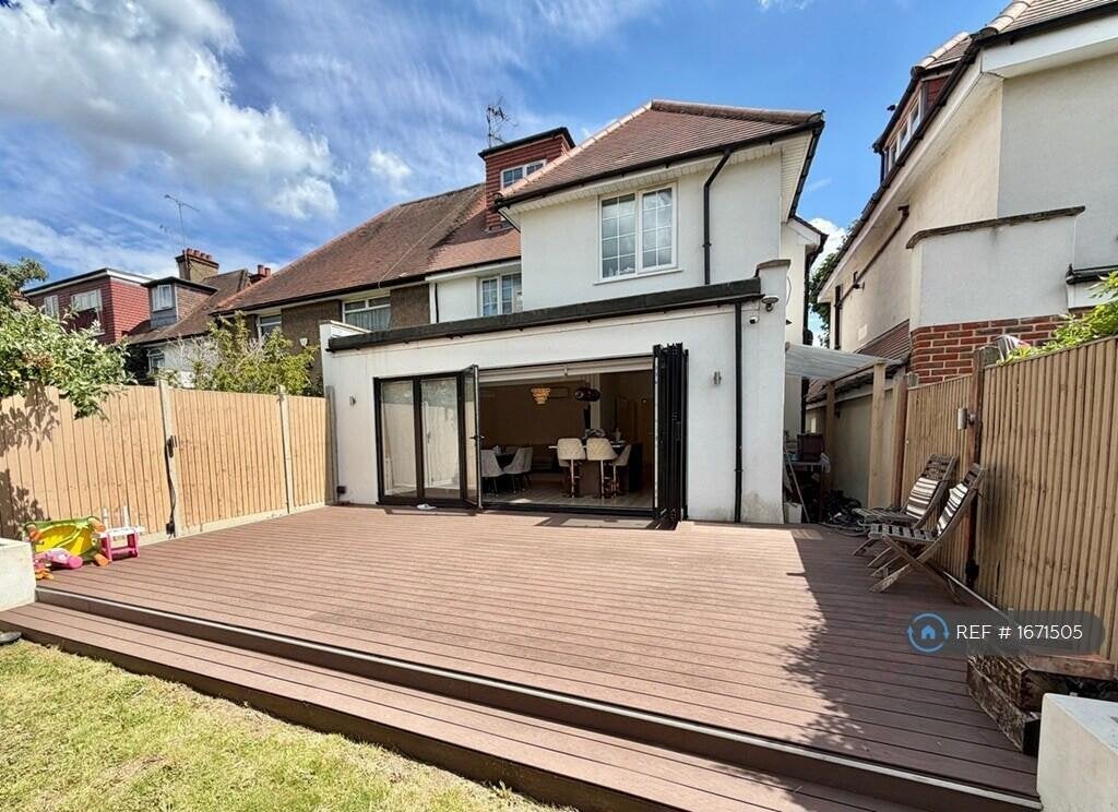 House The Vale in Greater London