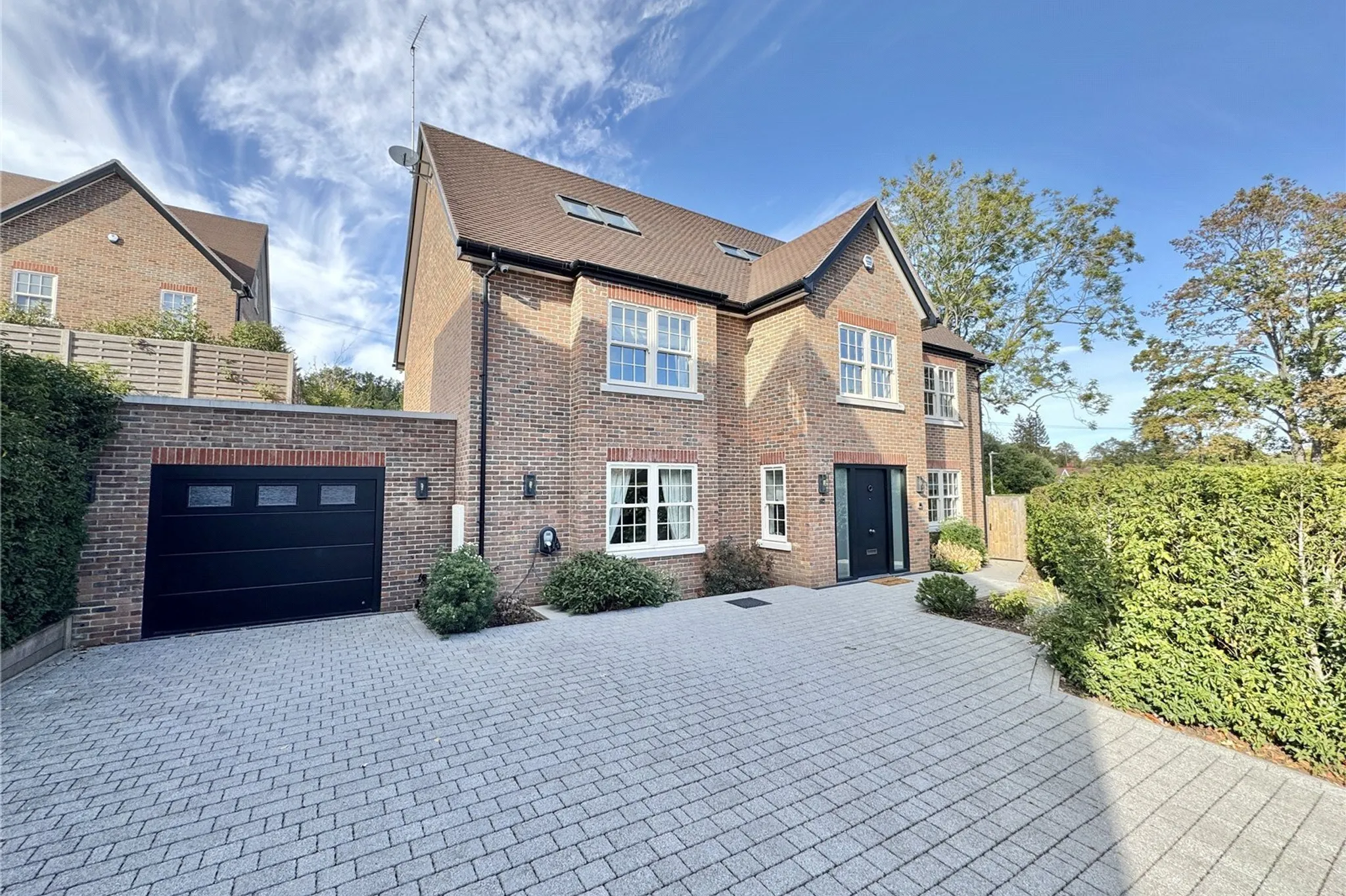 House Aldenham Avenue in Hertsmere