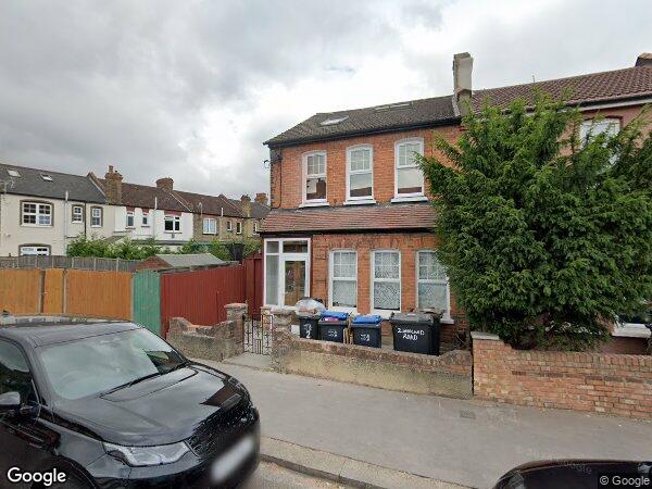 Room Woodland Road in Greater London