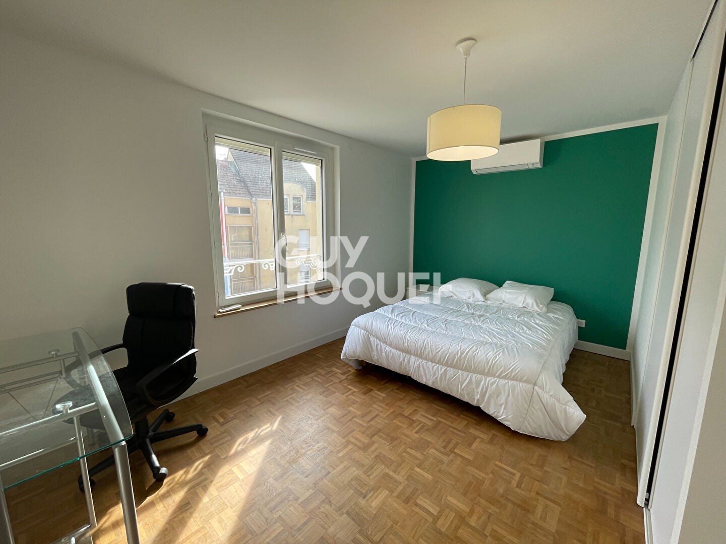 Room Route de Saint-Sernin in Le Creusot