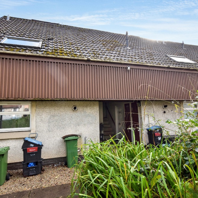 Flat Dean Lane in Kilmarnock