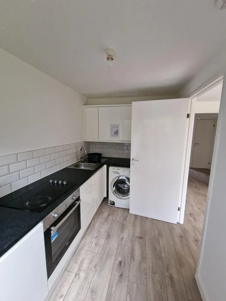 Flat Saint James Lane in Dartford