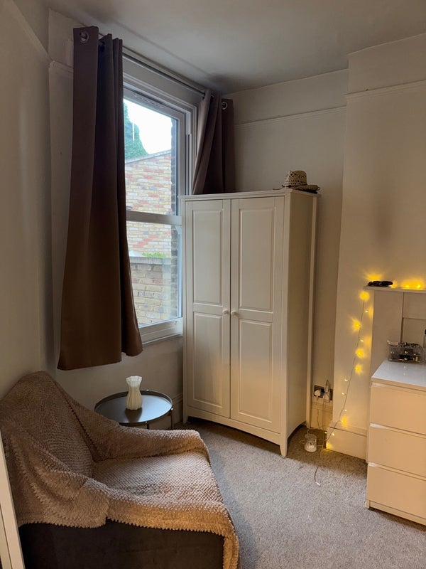 Room Filmer Mews in Greater London