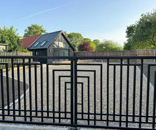 Flat Lower Rads End in Eversholt