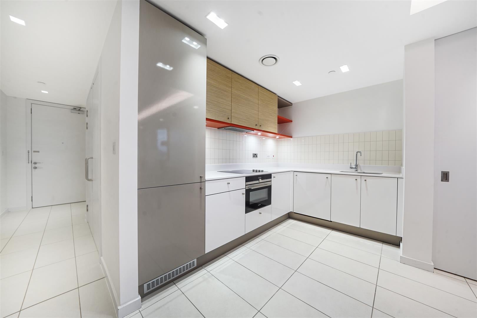 Flat ExCeL Marina in Greater London
