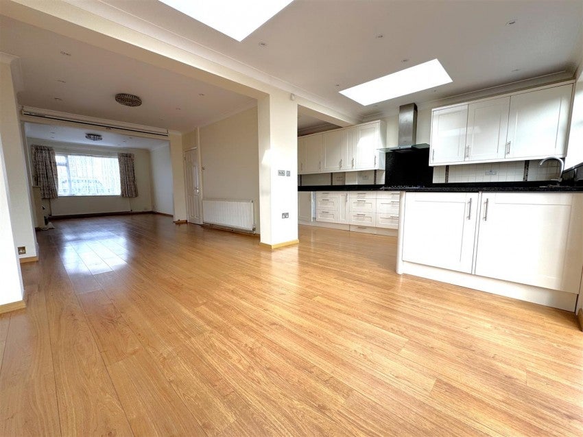 House Sheridan Road in Greater London