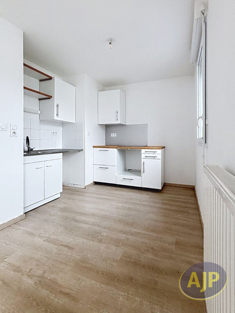 Flat D 956 in La Vernelle