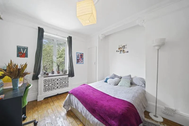 Flat Godwin Court in Greater London