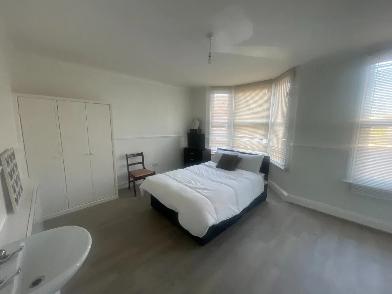 Room Balmoral Road in Gillingham