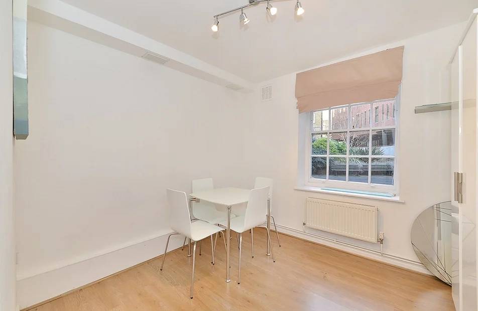 Flat Vincent Square in City of Westminster