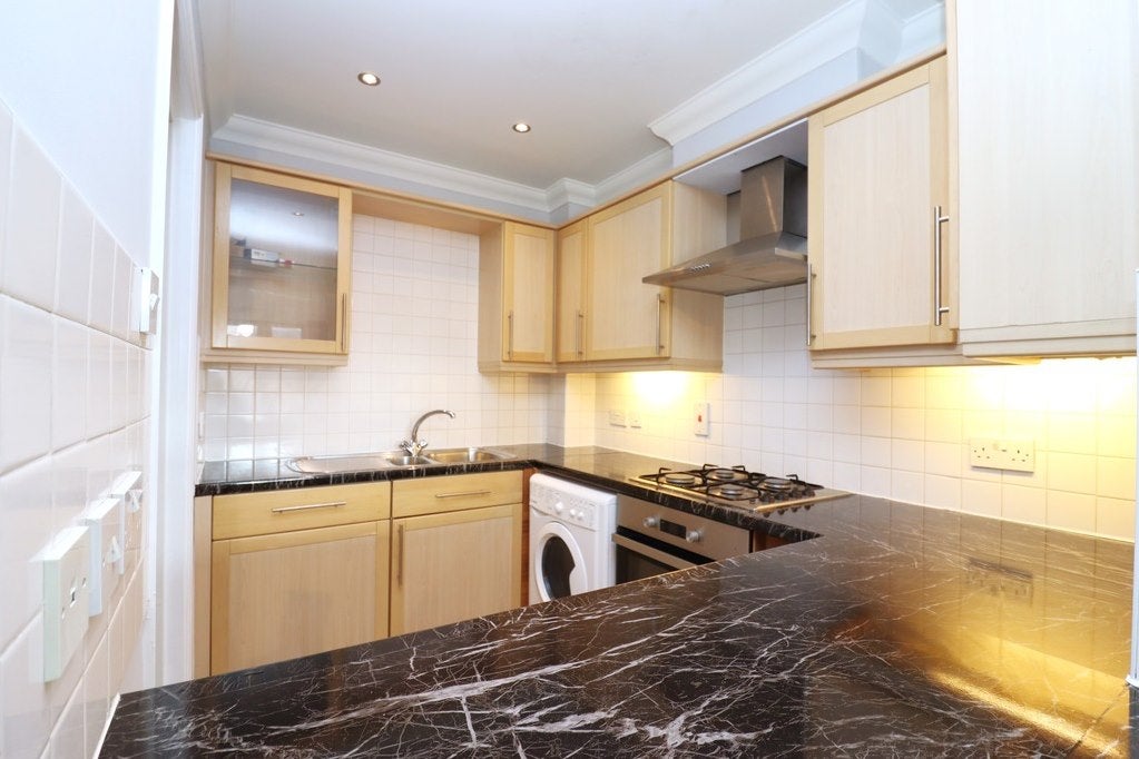 Flat South Lane in Greater London