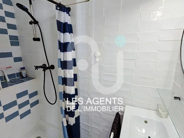 Flat Rue Albert de Mun in Asnières-sur-Seine