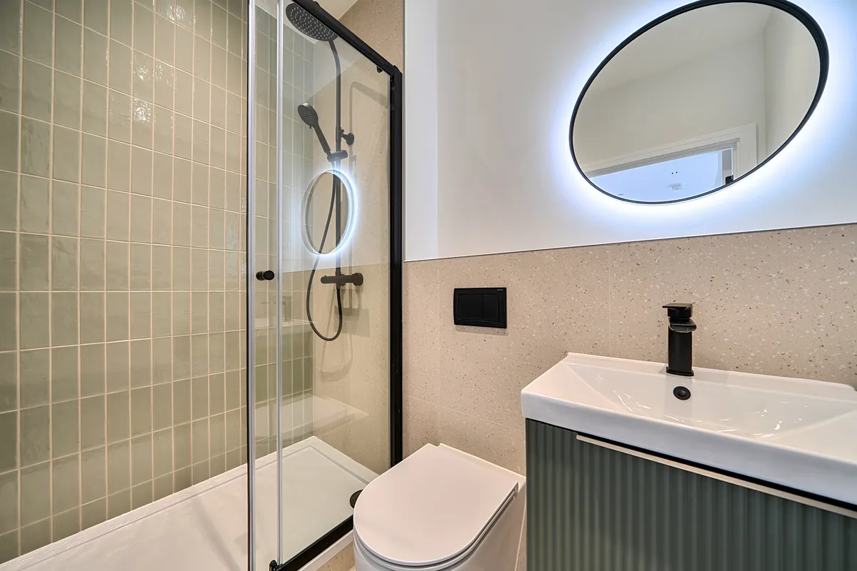 Flat Hargrave Road in Maidenhead