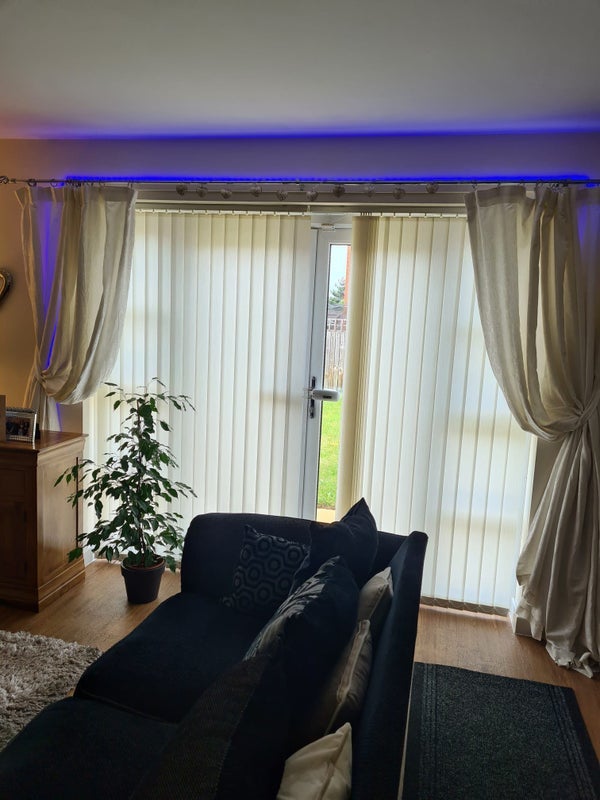 Room Woodpecker Road in Manchester