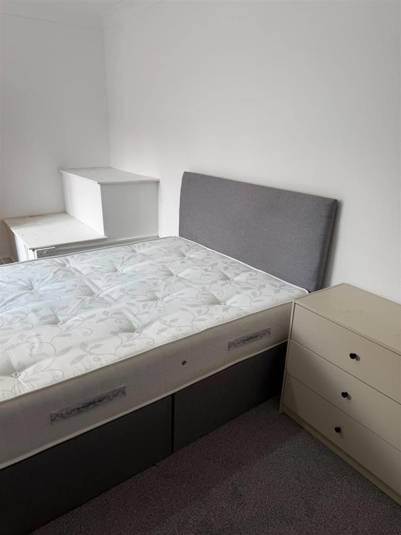Room Westgate Road in Newcastle upon Tyne