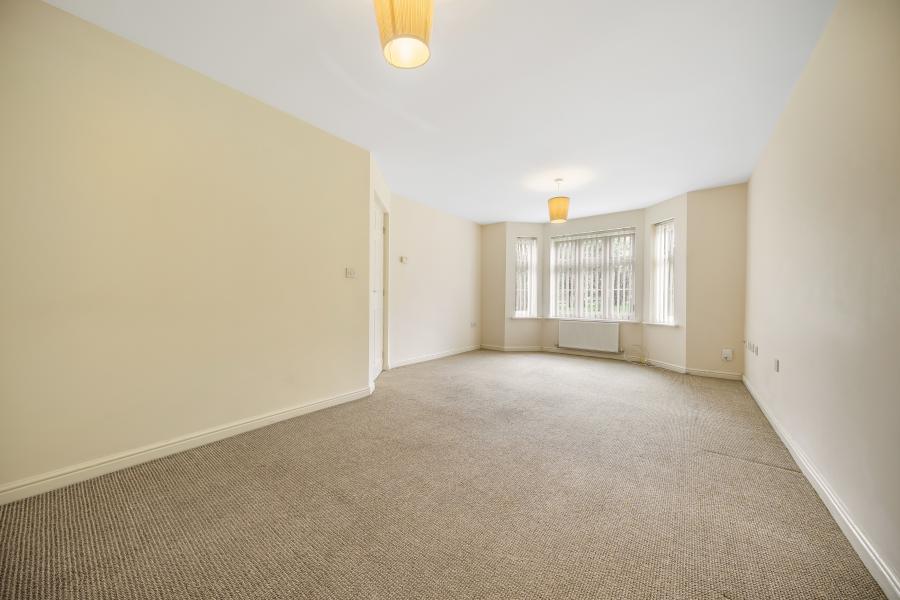 Flat Towler Drive in Leeds