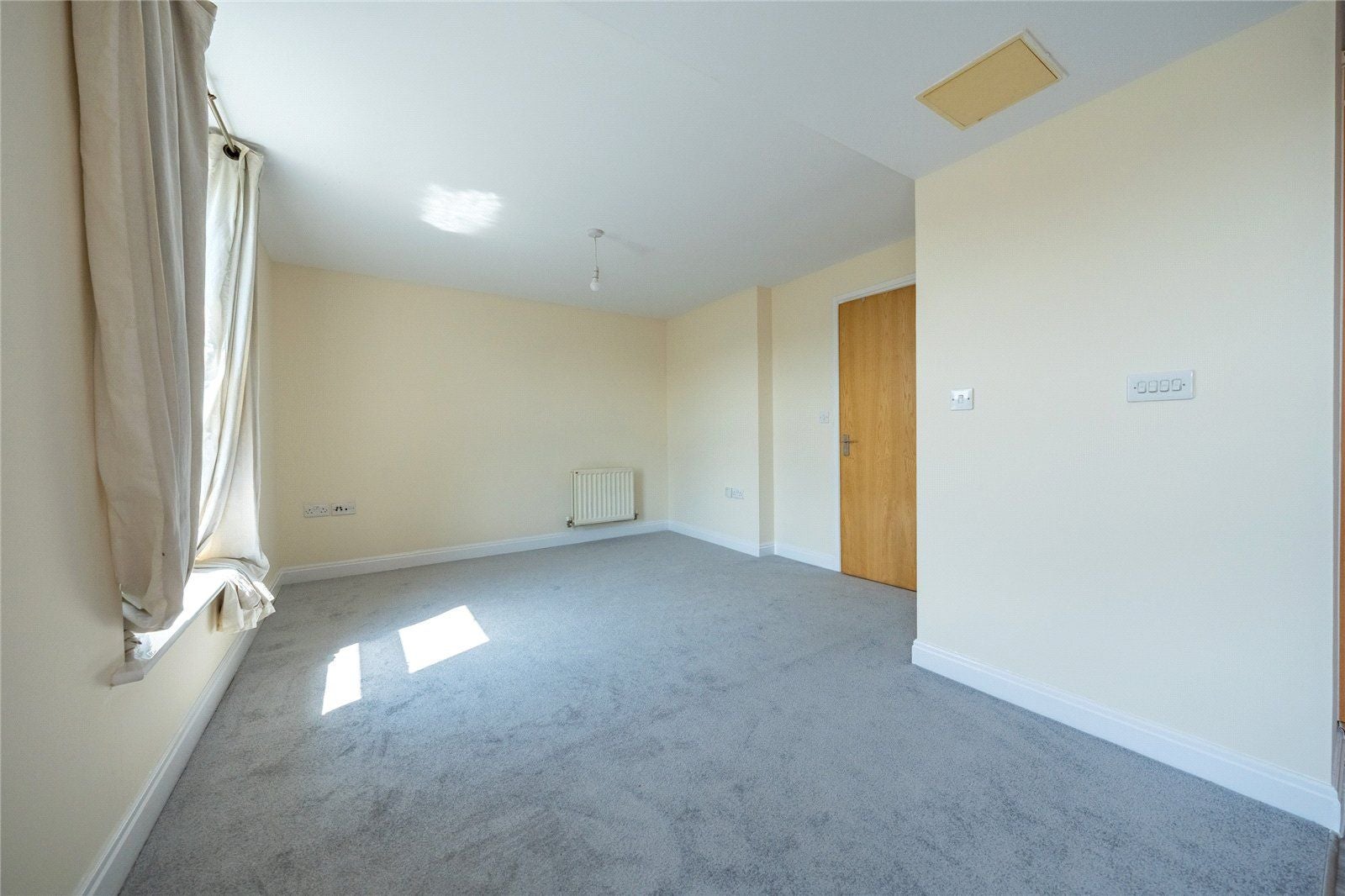 Flat Clifford Way in Maidstone