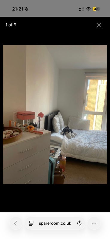 Room Hannaford Walk in Greater London