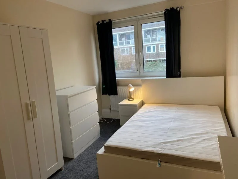 Room Tooting Bec Road in Greater London