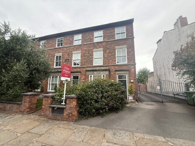 Flat Claughton Firs in Oxton Village