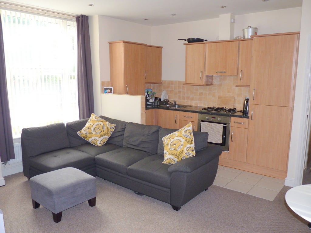 Flat Claughton Firs in Oxton Village