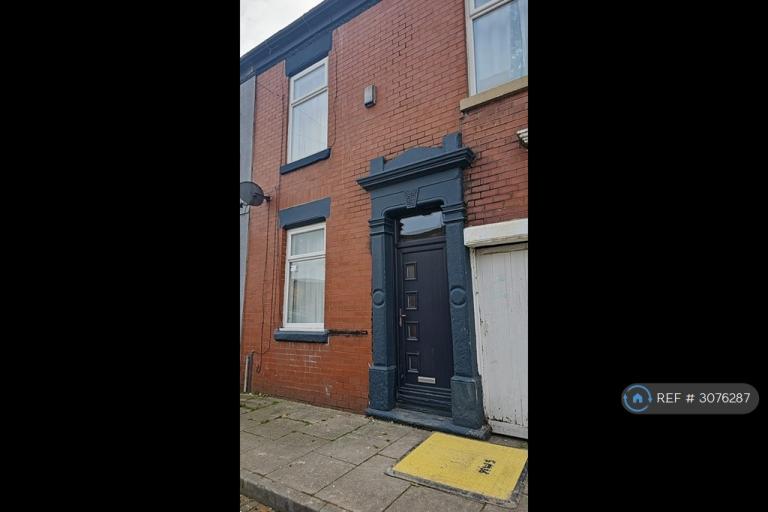 House Fitzgerald Street in Preston