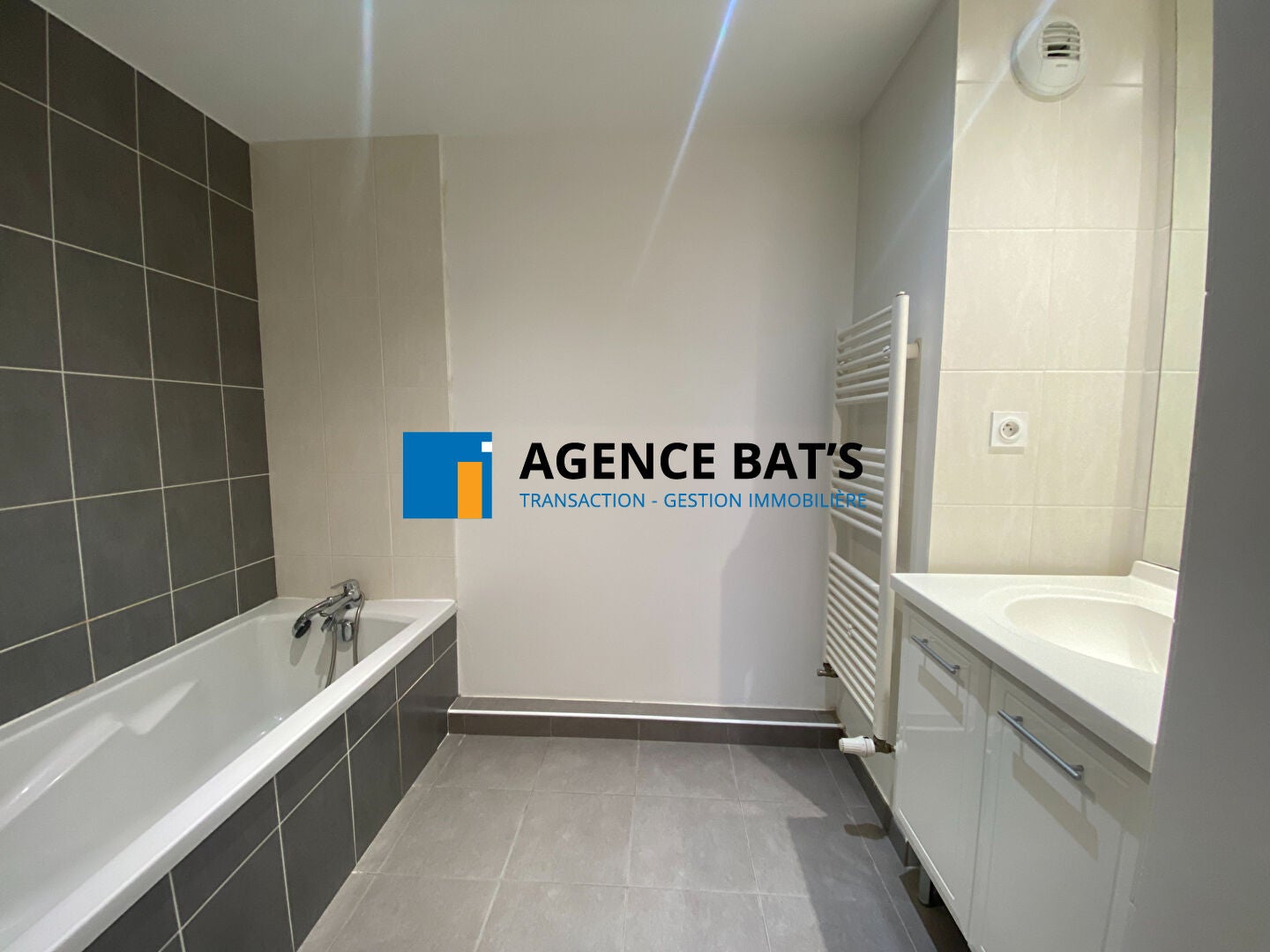 Appartement Boulevard Pierre-Antoine et Jean-Michel Dalgabio à Saint-Étienne
