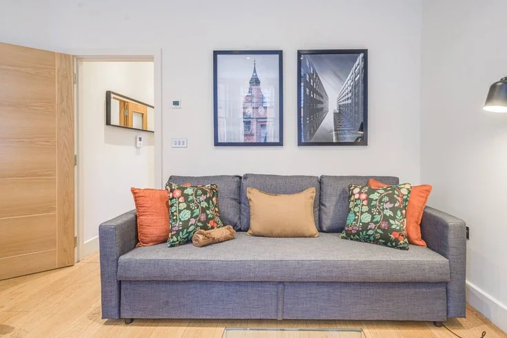 Flat Great Titchfield Street in City of Westminster