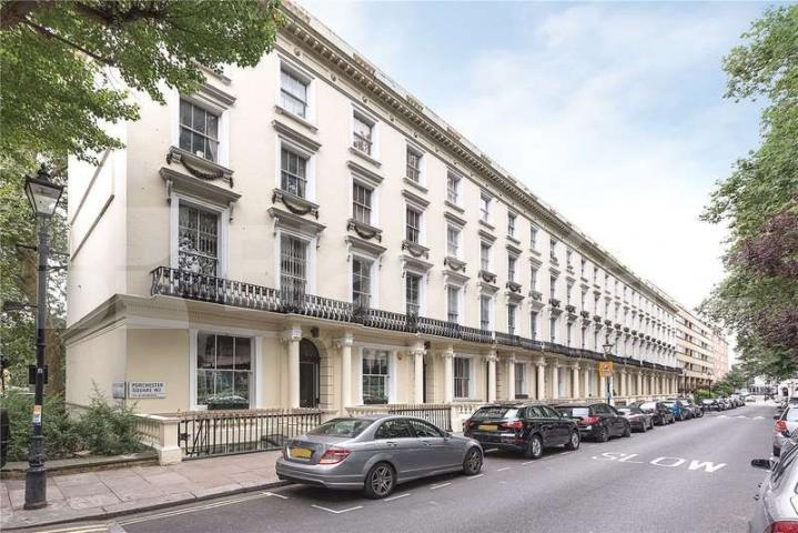 Flat Parkway in Greater London