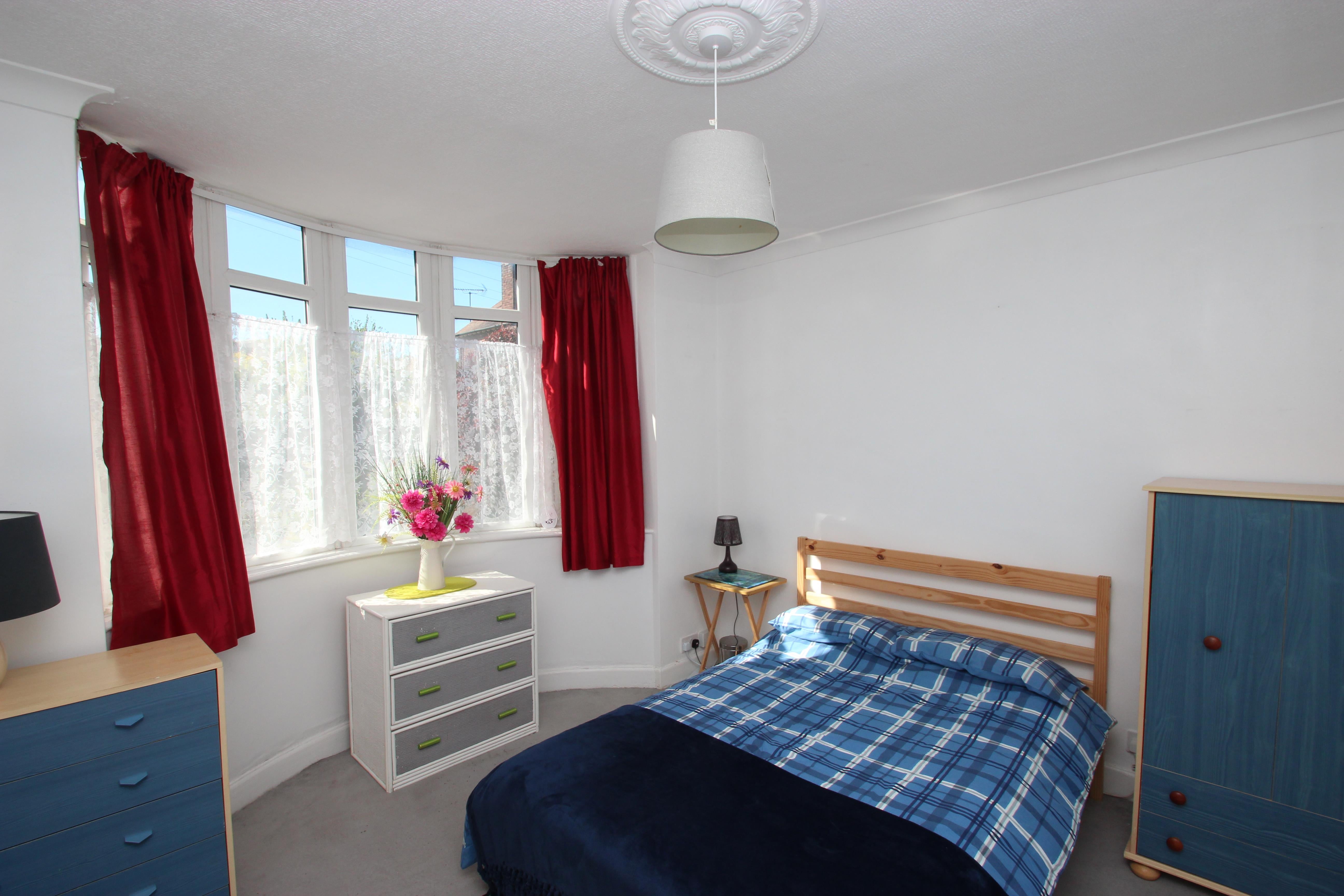 Room Talbot Road in Rushden