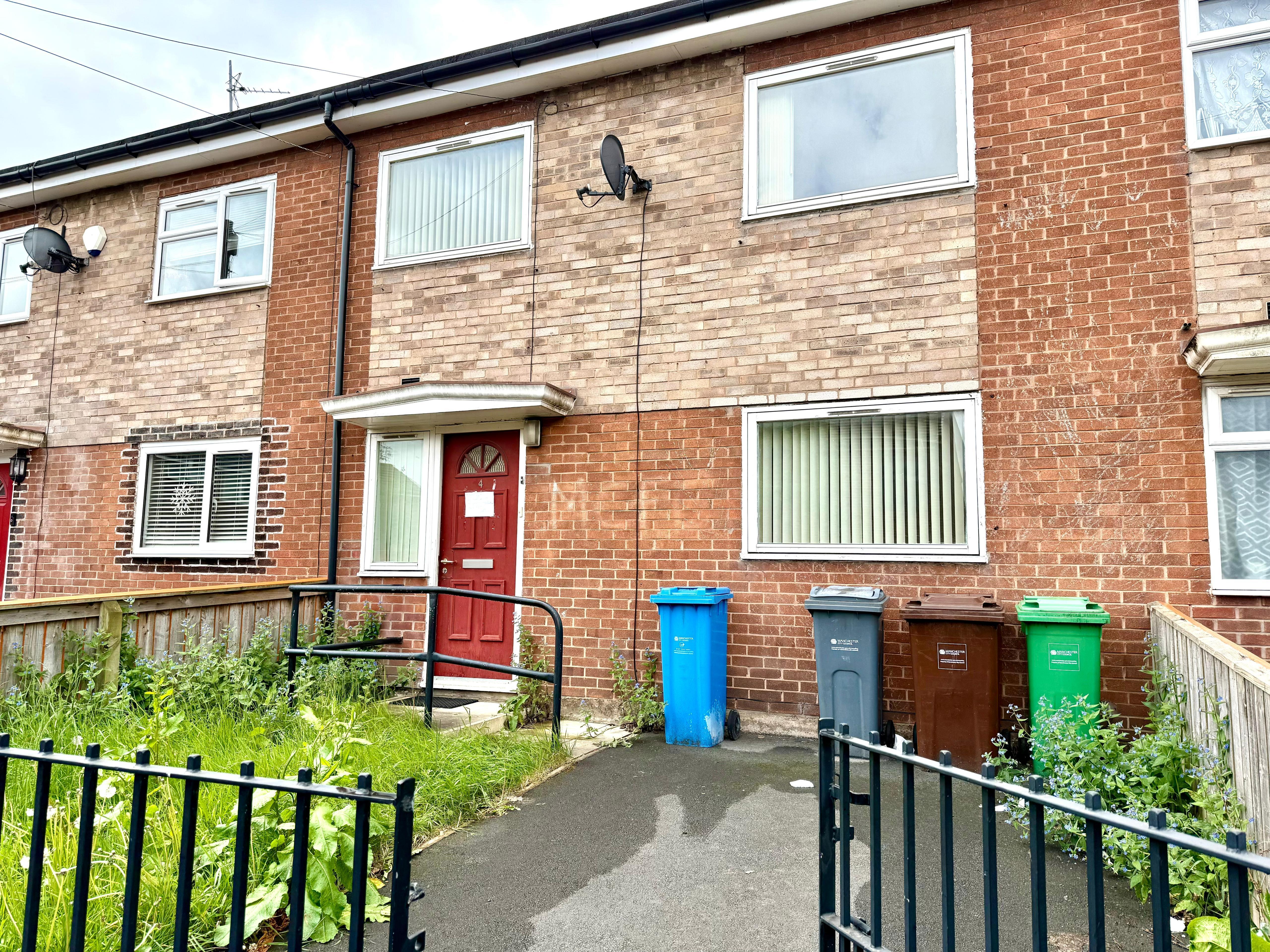 Room Milnrow Close in Manchester