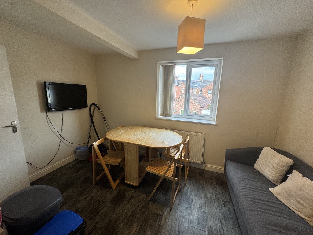 Room Lamel Street in York