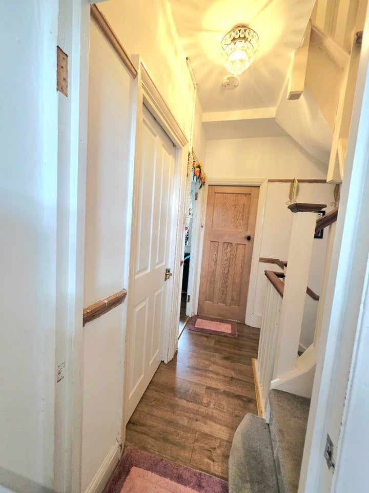 Flat Salisbury Road in Greater London