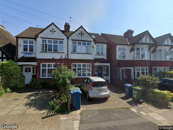 Flat Salisbury Road in Greater London
