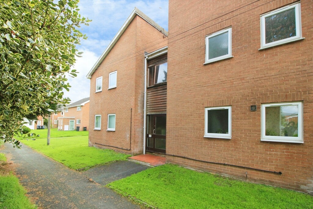 Flat Wenlock Way in Chester