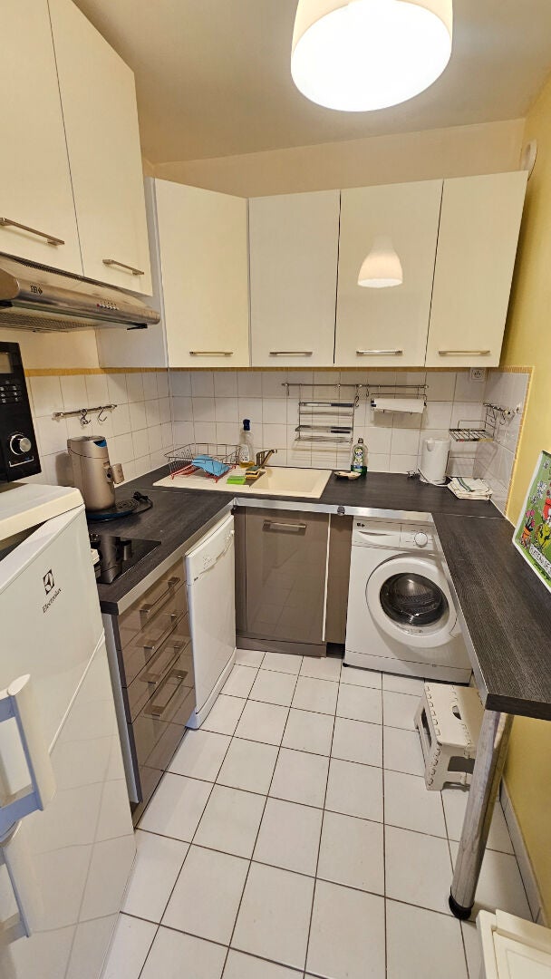 Appartement Rue du Mont Cenis à Paris