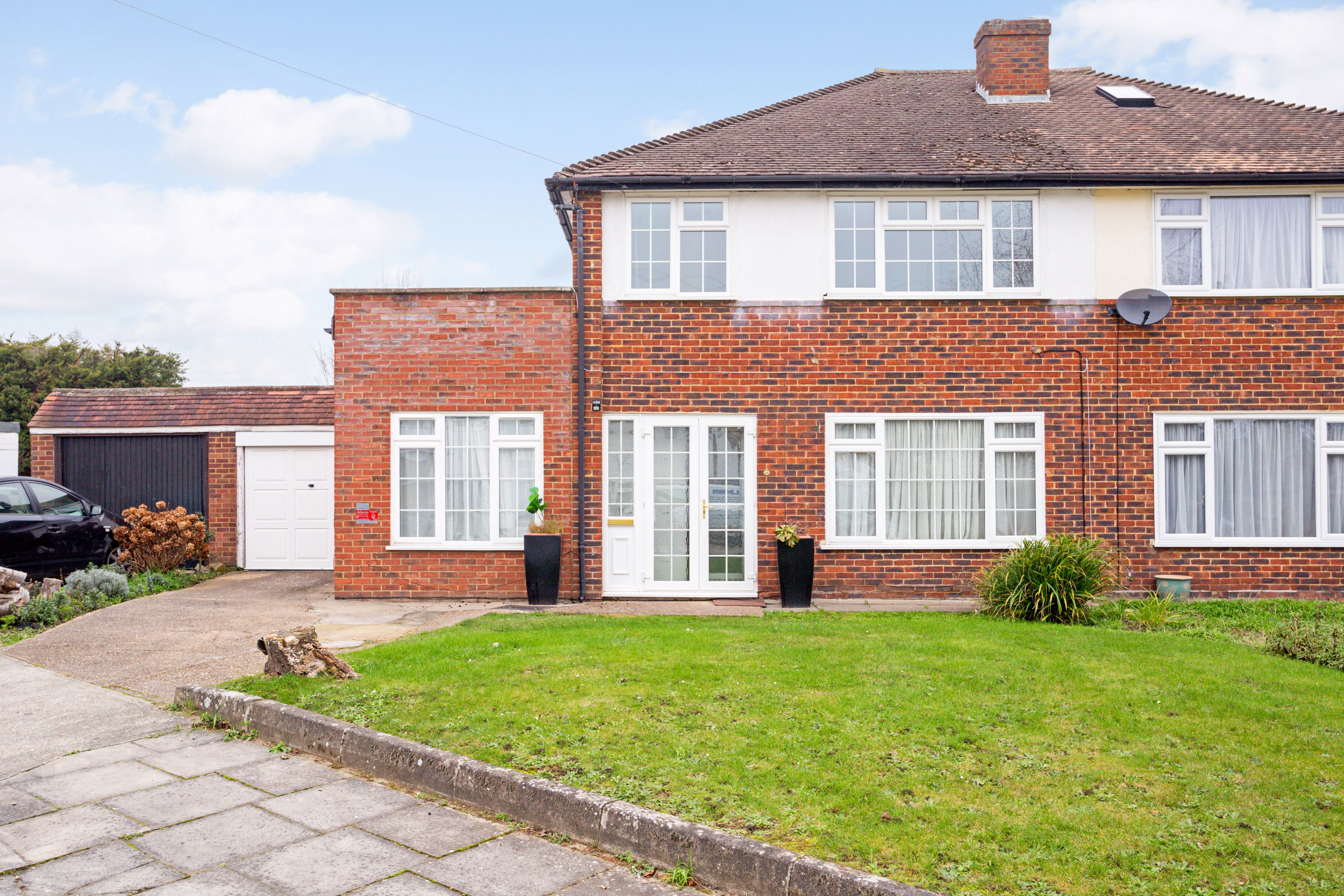 House Grenville Close in Greater London