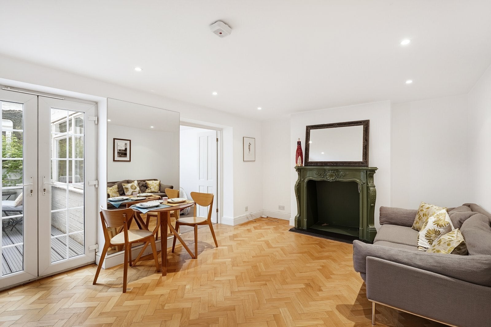 Flat Clareville Grove in Greater London