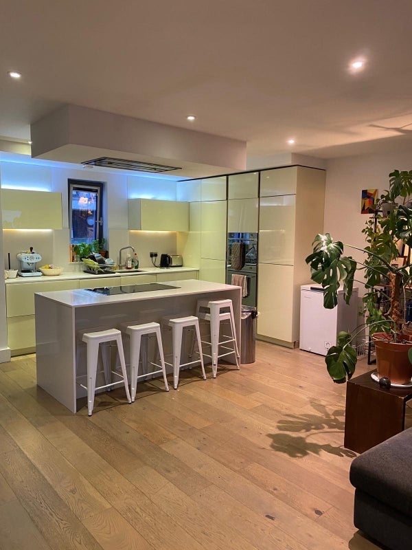 Room Chatham Place in Greater London
