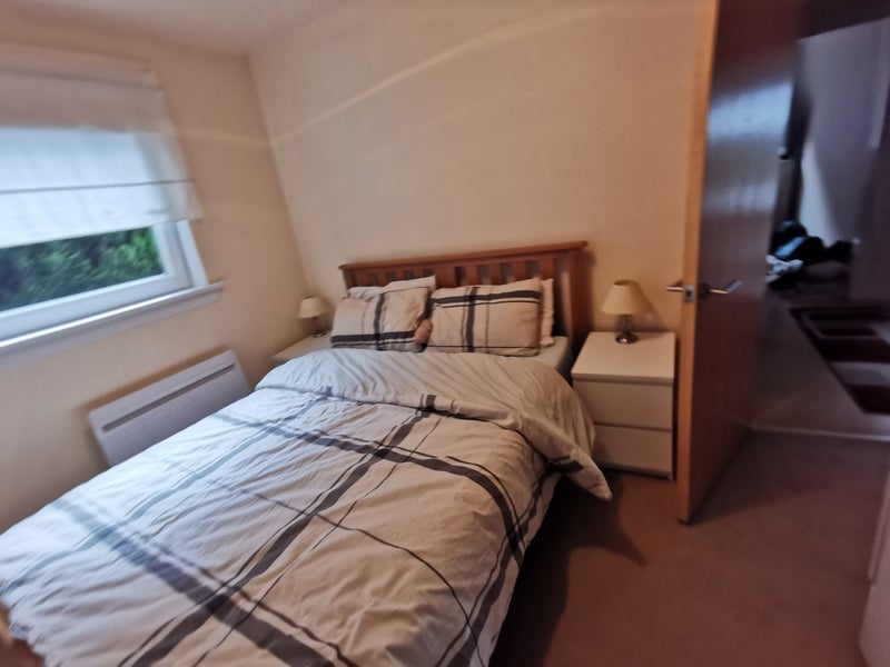 Flat Camphill Avenue in Glasgow