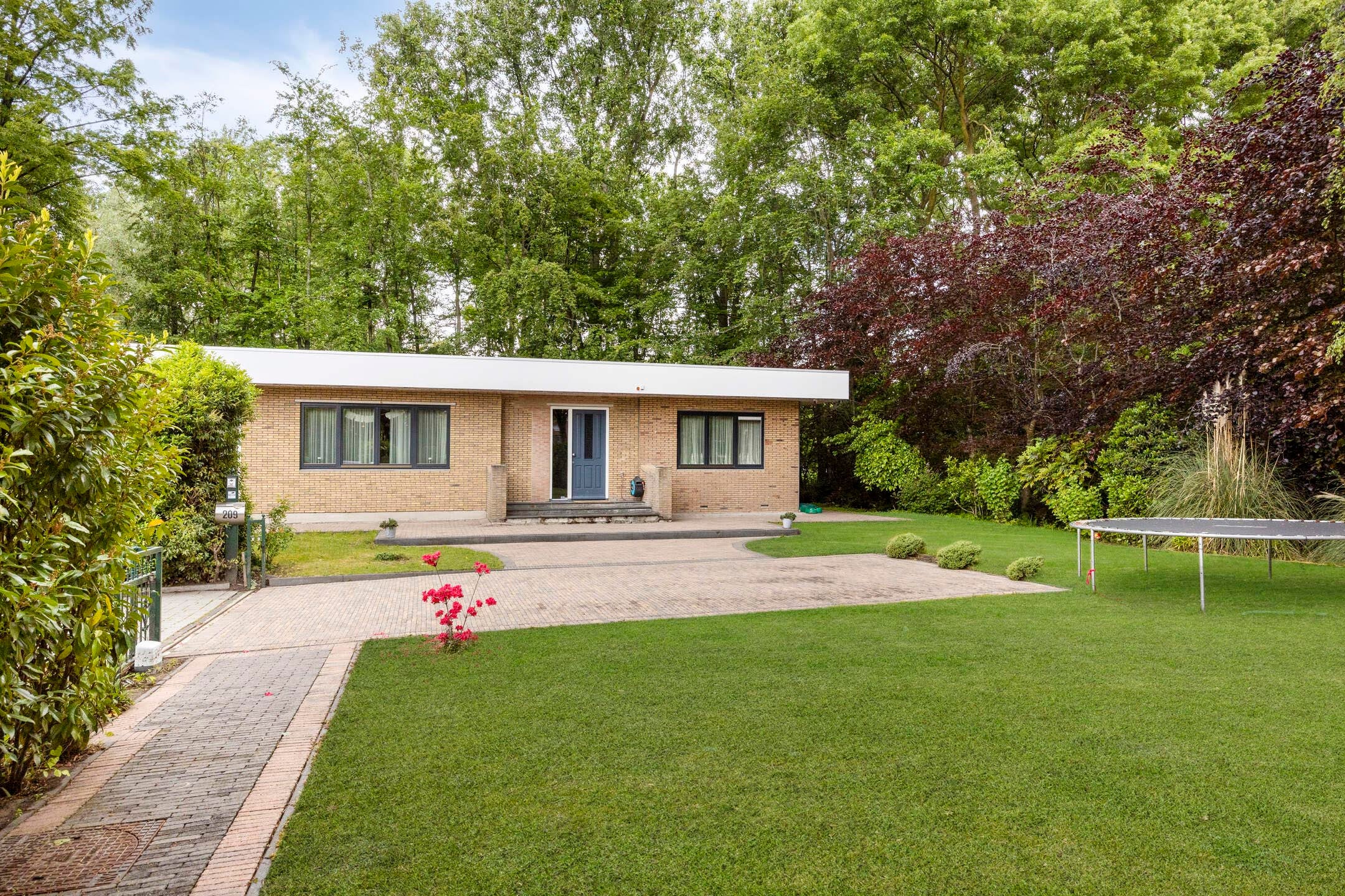 Vrijstaande woning te koop: Kortgenestraat 209, Rotterdam