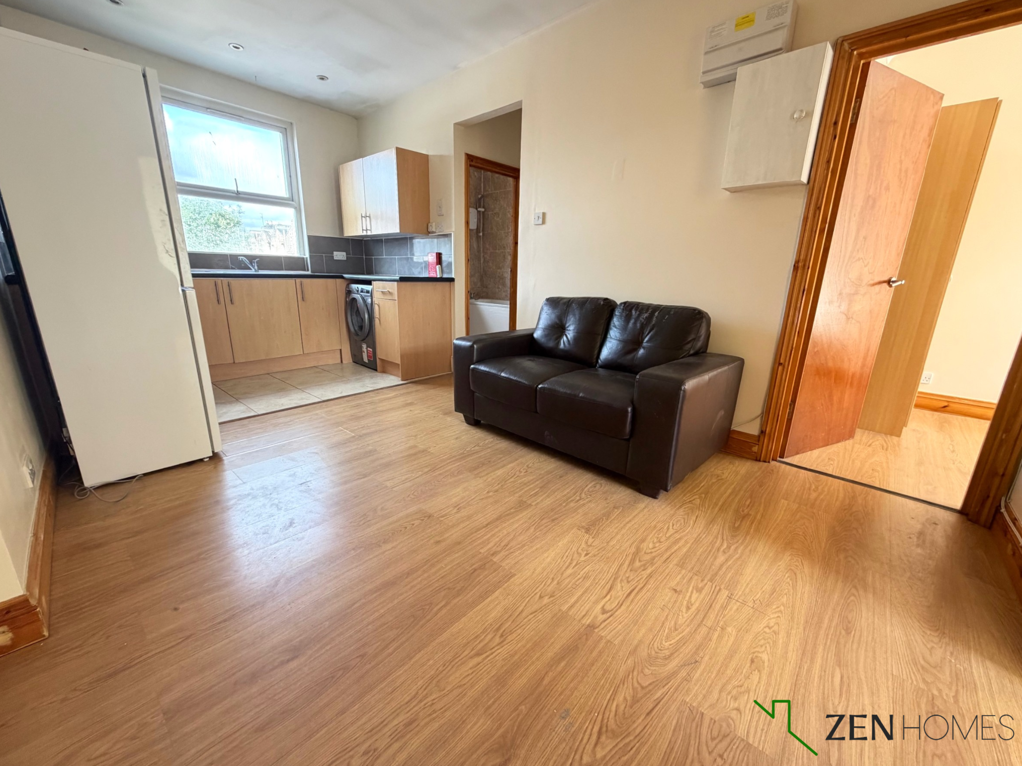Flat Amhurst Road in Greater London