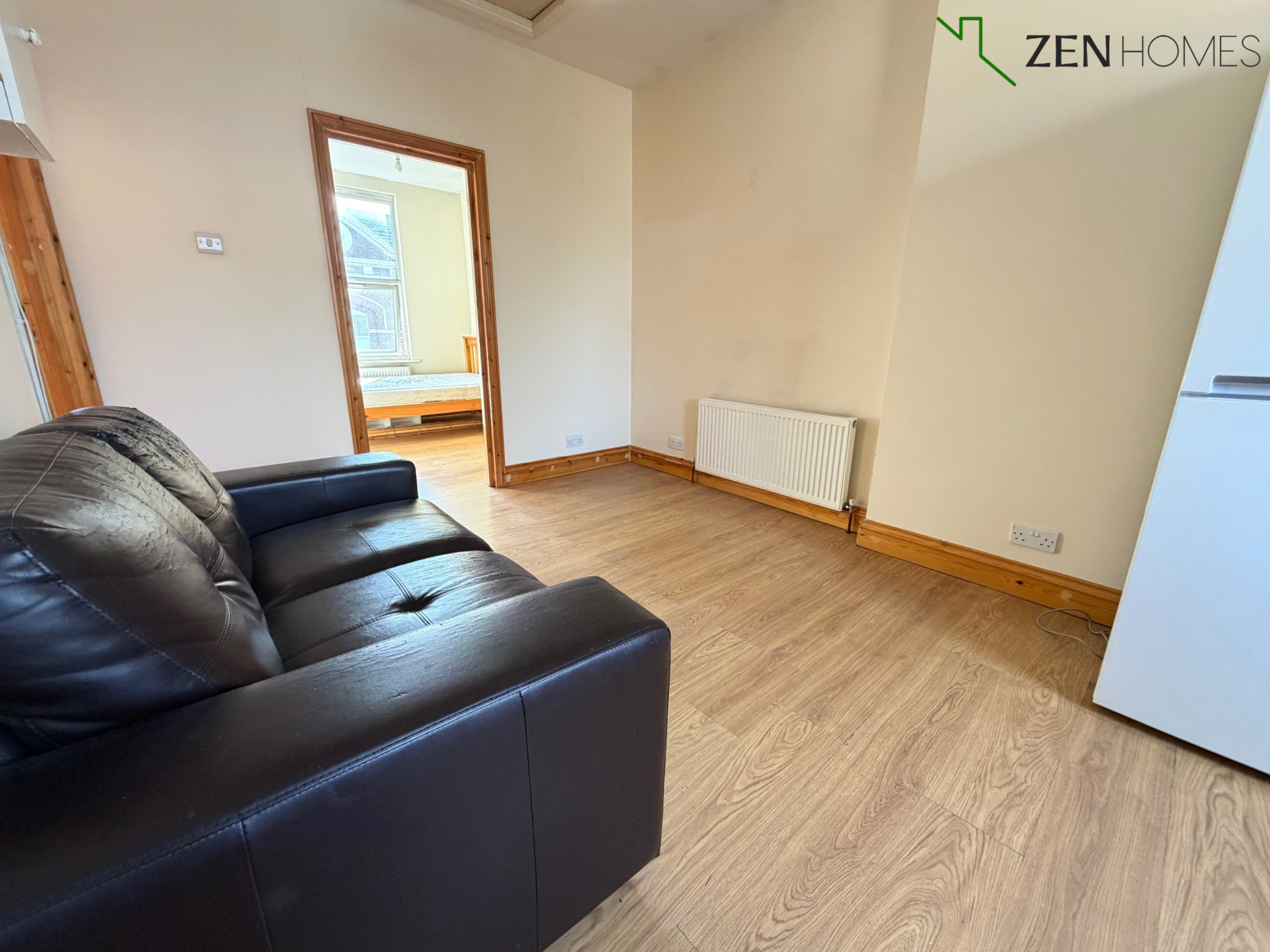Flat Amhurst Road in Greater London