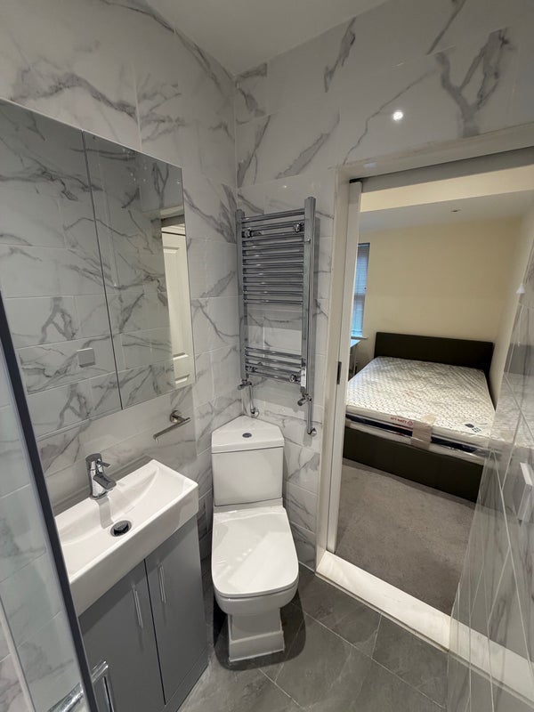 Room Oakley Place in Greater London